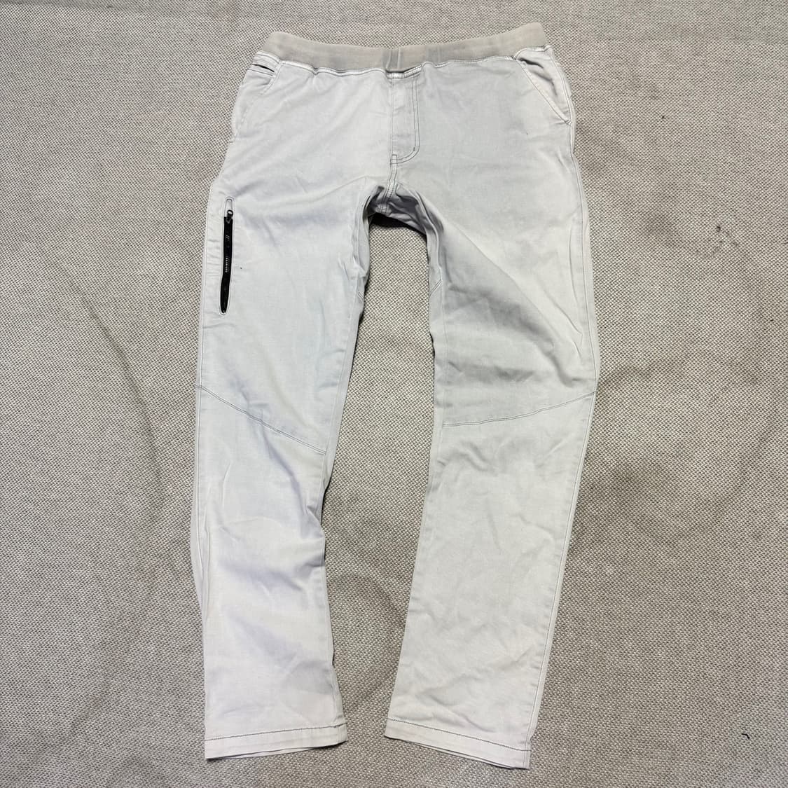 C.P 컴퍼니 팬츠 상품이미지1