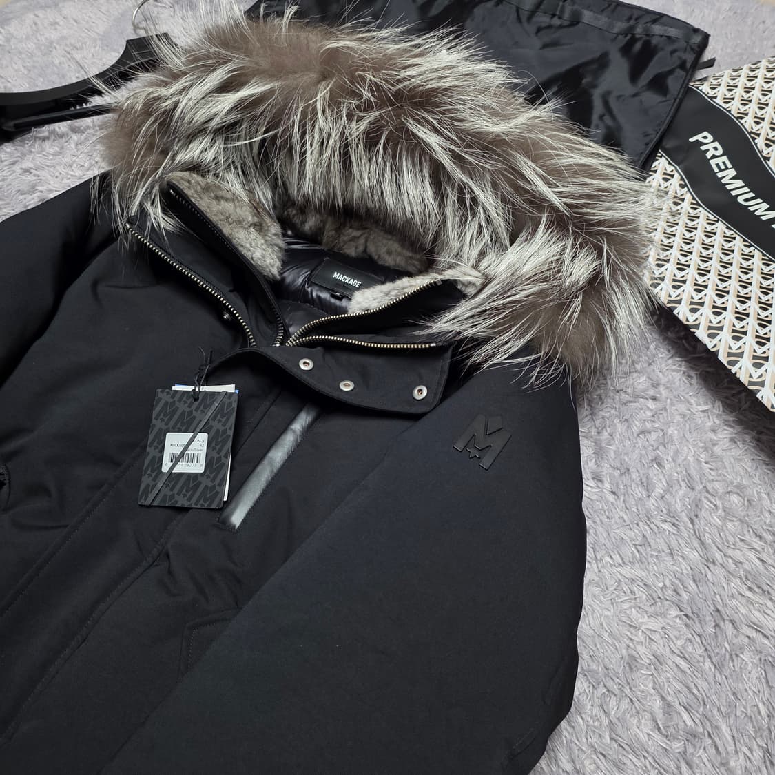 {클로젯}[42][24F/w]맥케이지 딕슨 실버퍼 숏 다운 패딩 상품이미지2