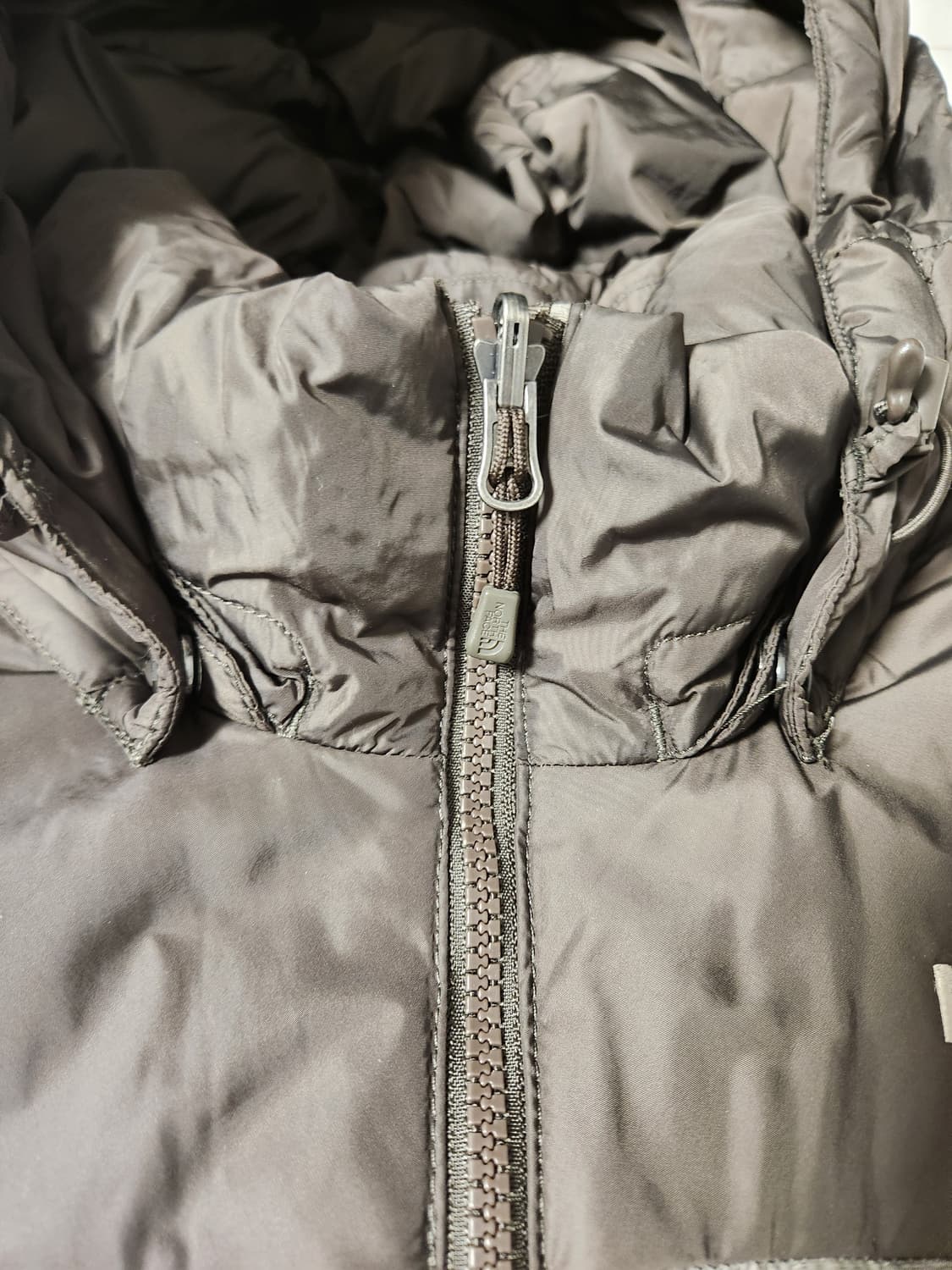 노스페이스 남성 눕시 2 구스다운 패딩 자켓 사이즈100 L

얼핏 보면 상품이미지4