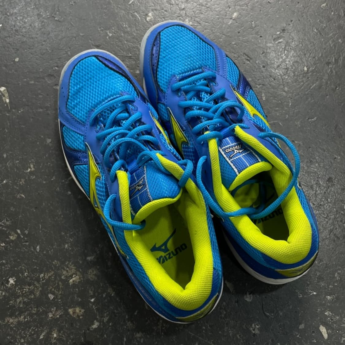 275 미즈노 웨이브 트위스터 배드민턴화 상품이미지2