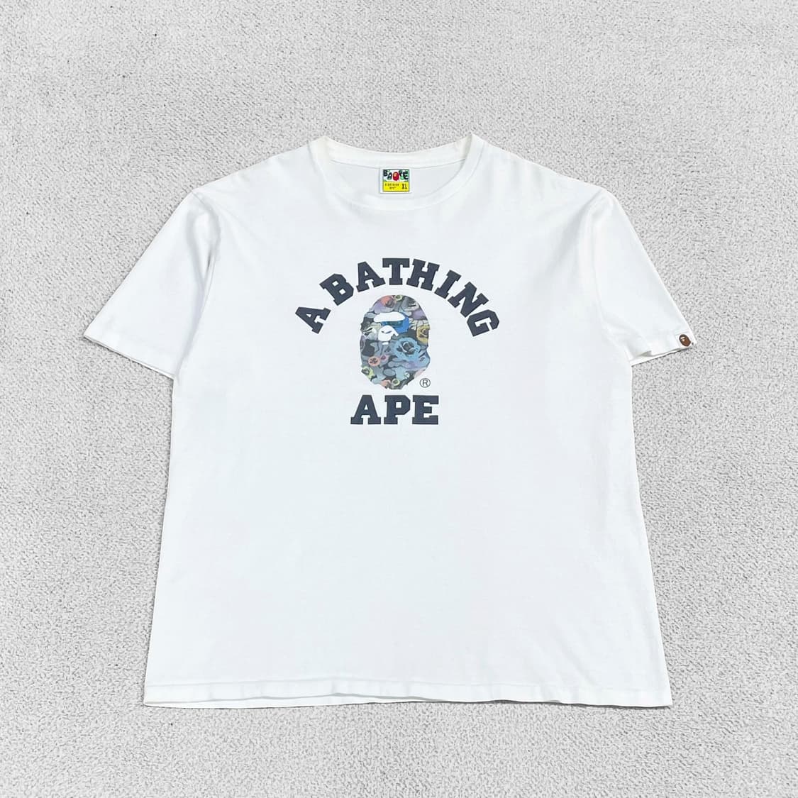 베이프 Bape 플로럴 카모 컬리지 반팔티 화이트 상품이미지1