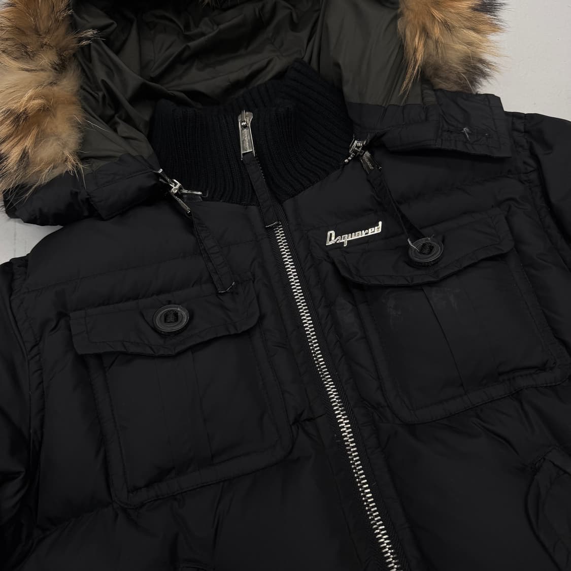 디스퀘어드 콜마이너 라쿤퍼 숏패딩 블랙 상품이미지3