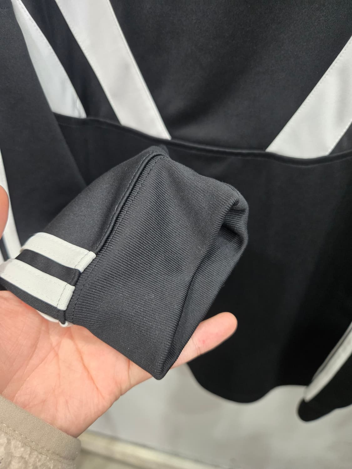 110,2XL)) adidas 아디다스 발란다 롱슬리브 긴팔티셔츠! 상품이미지3