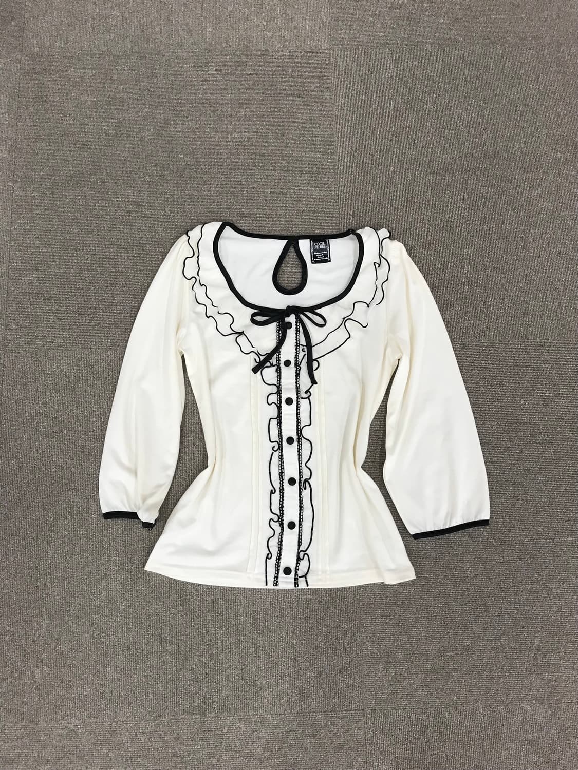 Cecil McBee ribbon ruffle blouse 상품이미지1