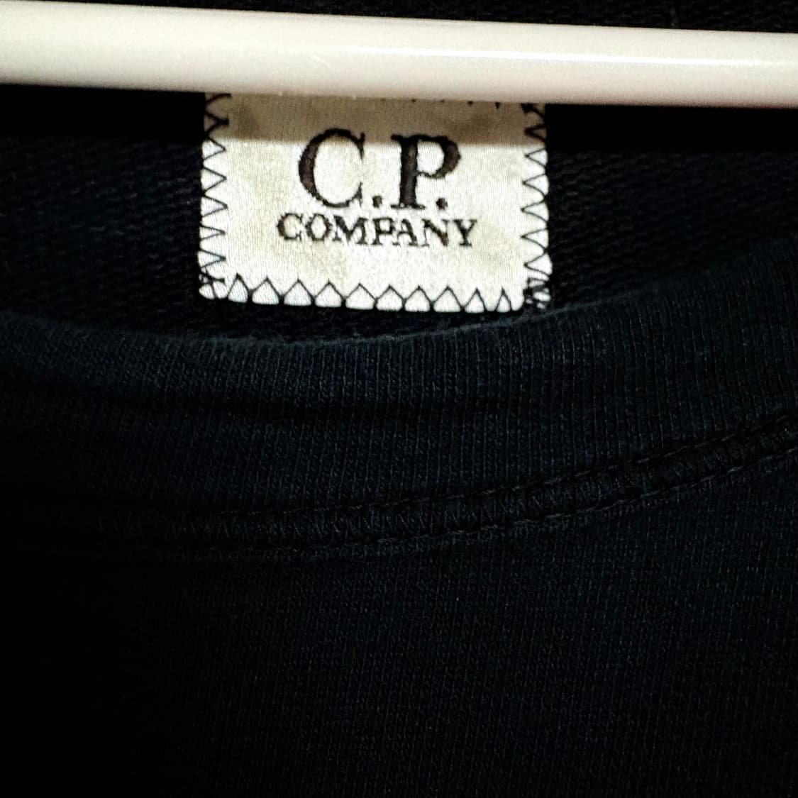 CP컴퍼니 고글패딩 / 고글 퍼 패딩 / 맨투맨 상품이미지7