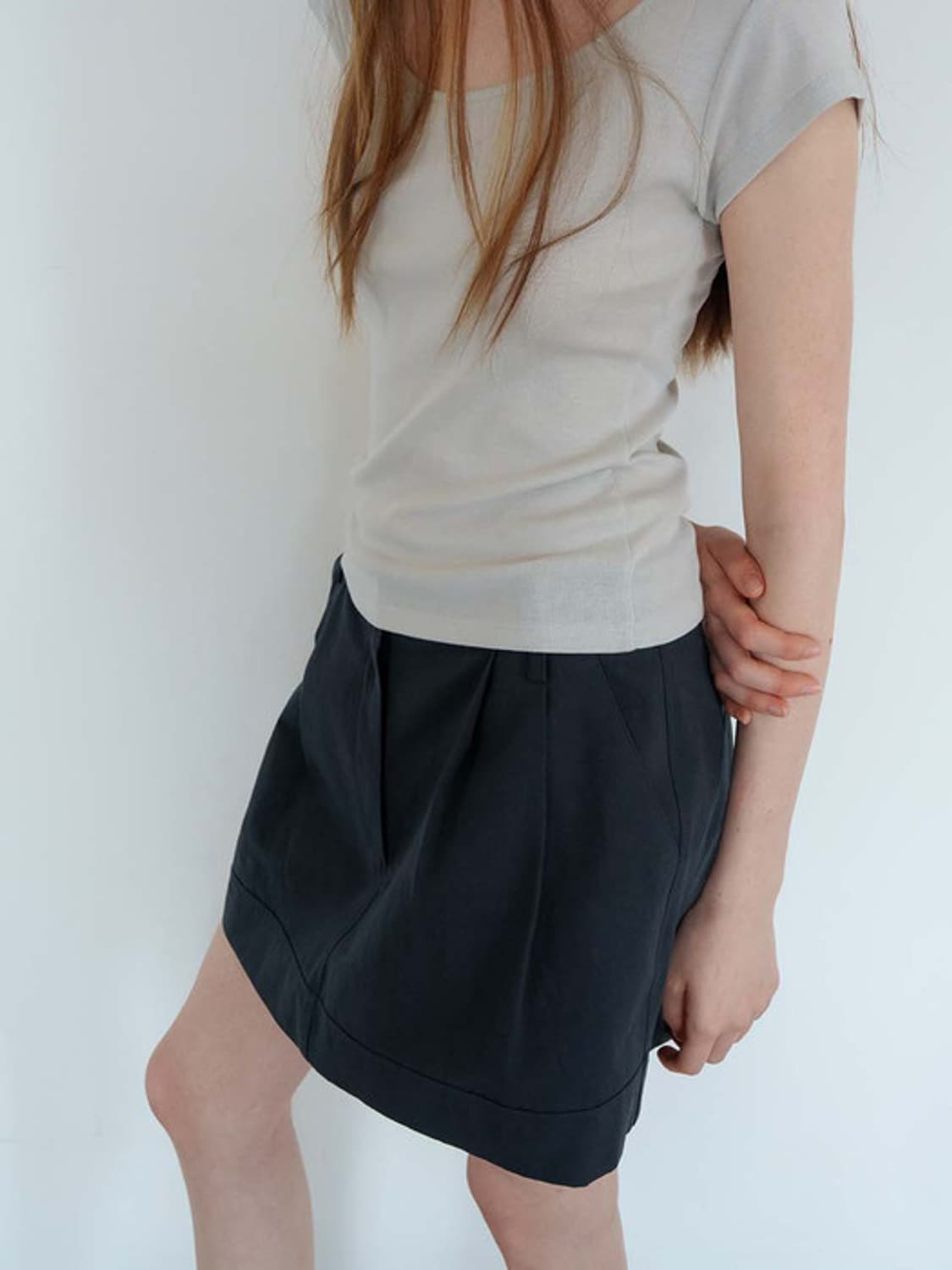 스러움 Amber Low Skirt_Navy 새상품 상품이미지4