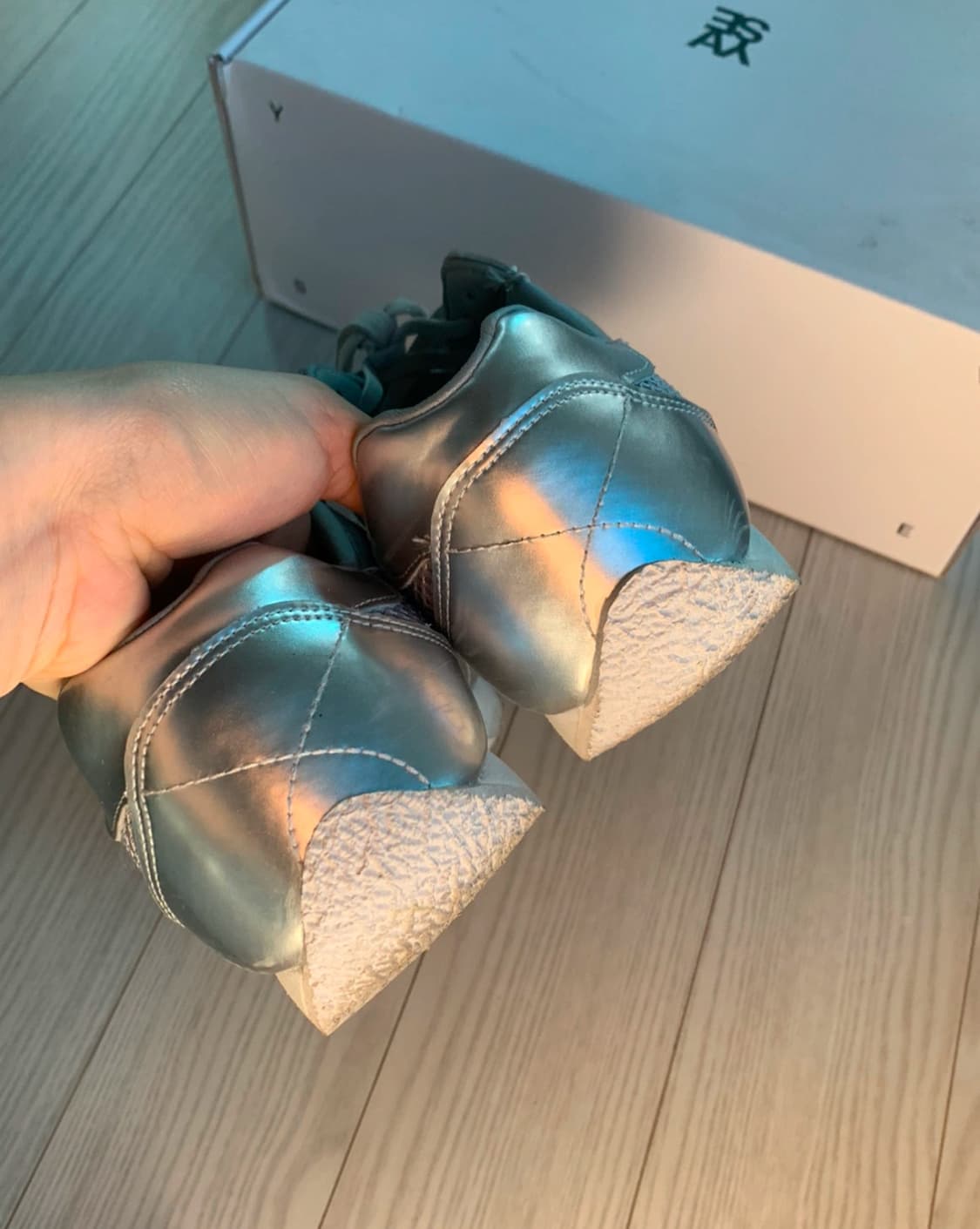 야세 스니커즈 실버 상품이미지4