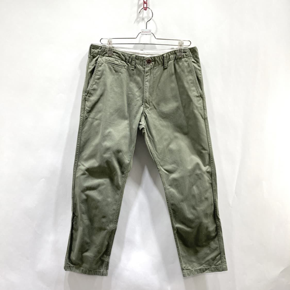 유니클로 남성캐쥬얼면바지 카키 33  상품이미지1