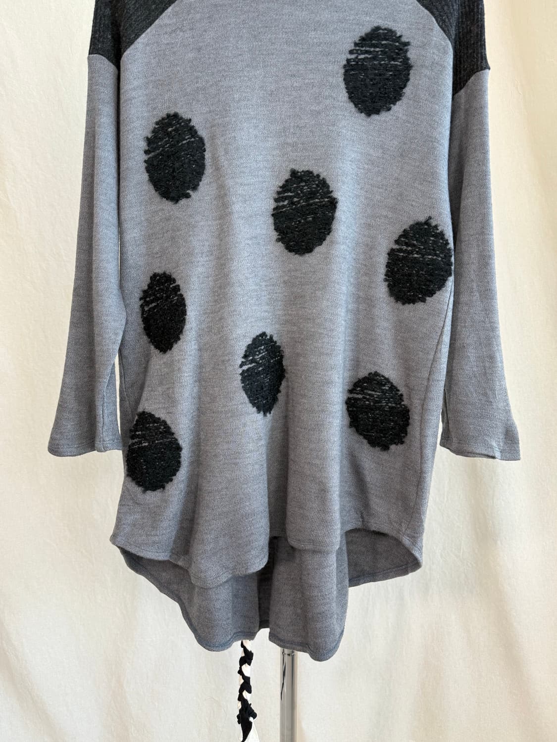 Anna Stesia 도트 니트 튜닉 탑 상품이미지4