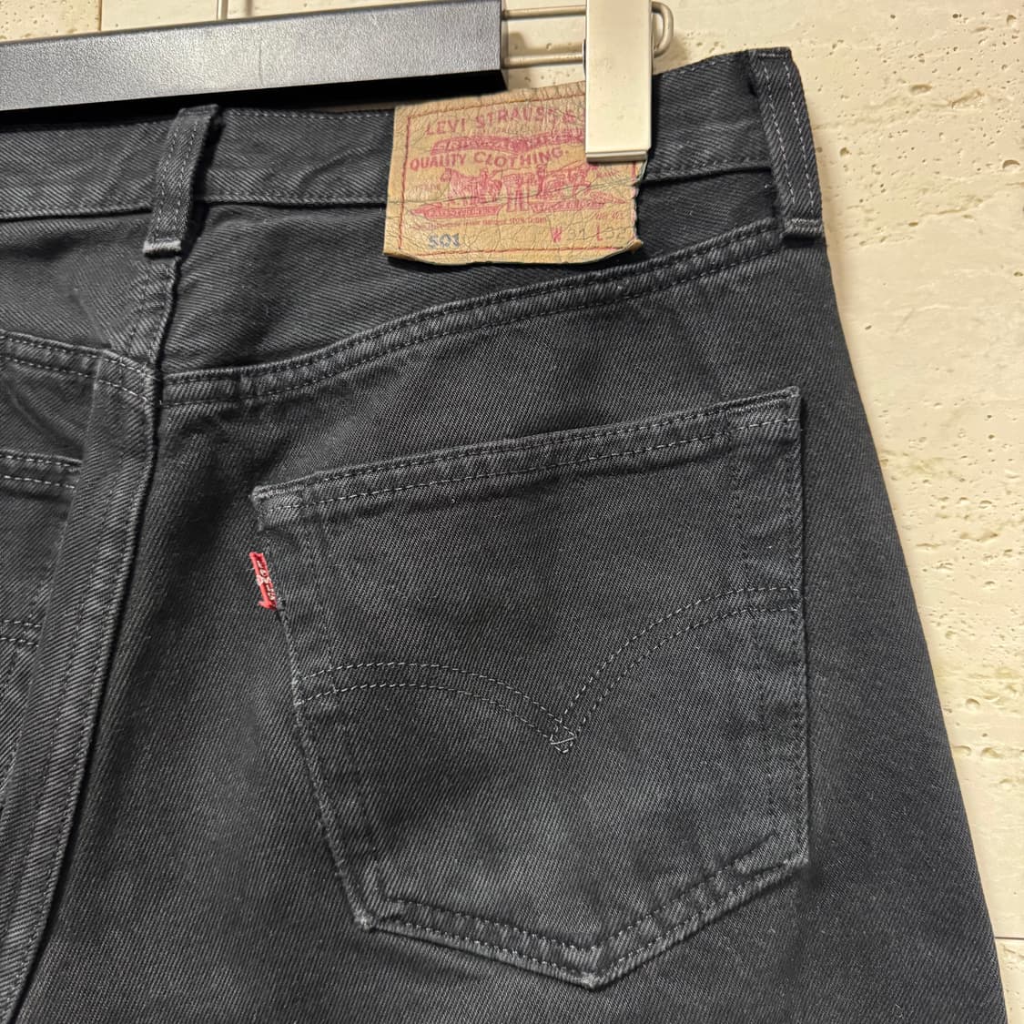 [30] USA 리바이스 501 블랙 데님 상품이미지4