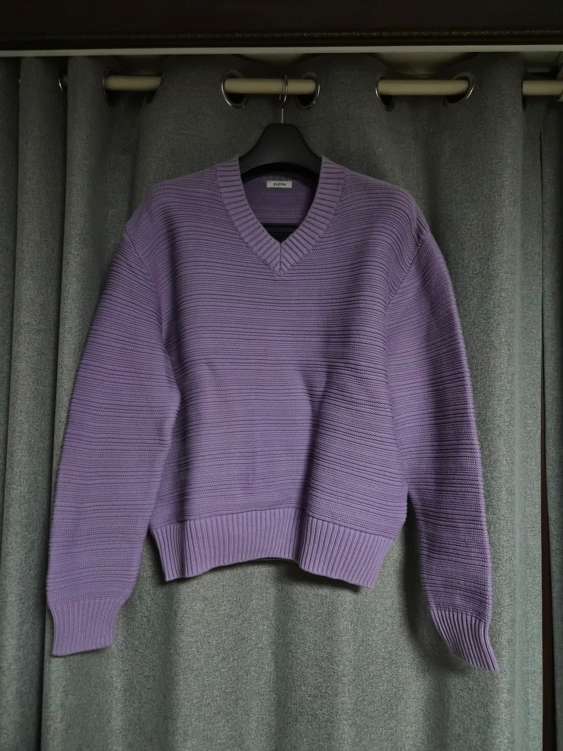 시스템옴므 바이올렛 브이넥 니트 팝니다 우영미 타임옴므 솔리드옴므 상품이미지1