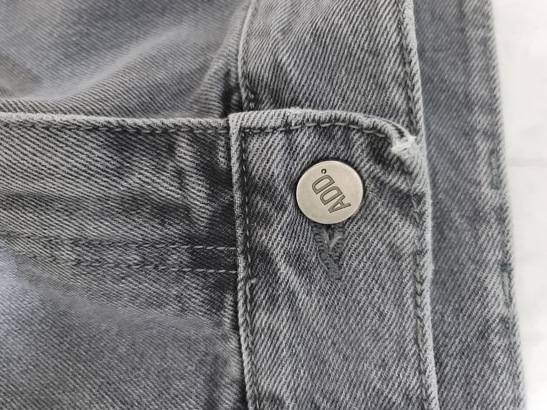 ADD 피그먼트 데님 오버핏 팬츠 L표기 허리31 기장98 상태극상

허 상품이미지3