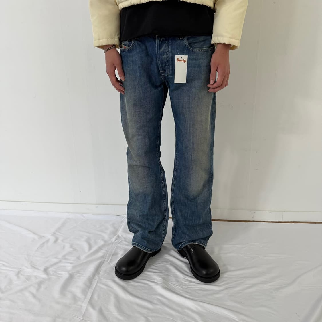 디젤 부츠컷 데님팬츠 상품이미지3