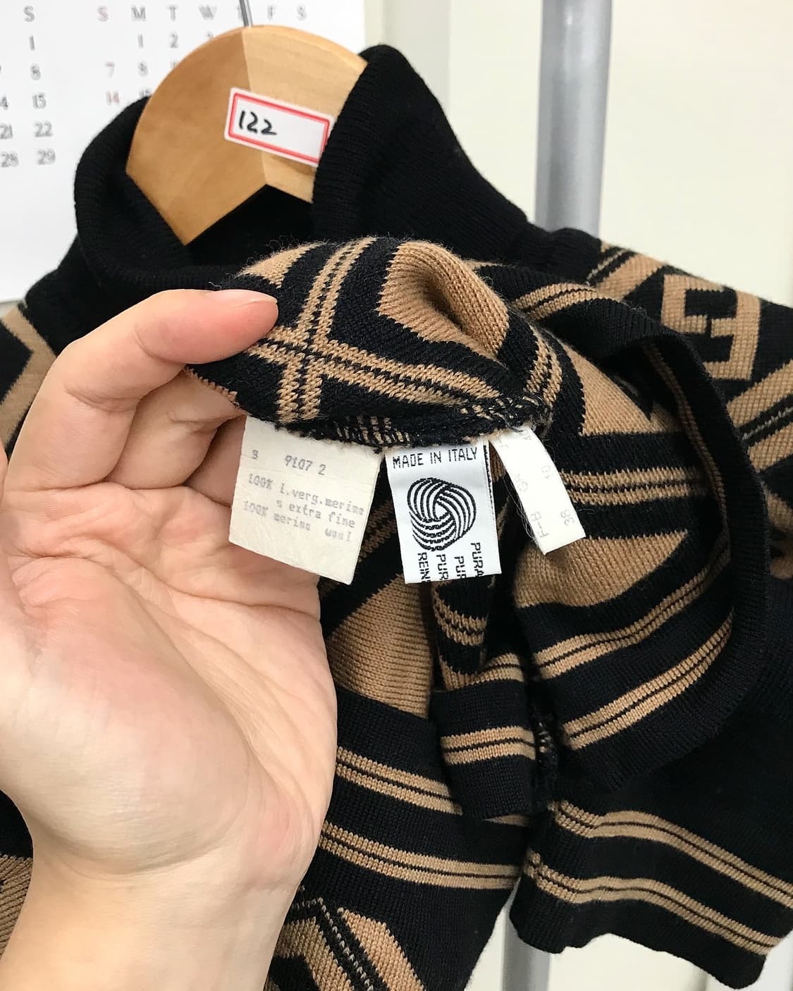 펜디 주카 패턴 목폴라 니트 상품이미지4