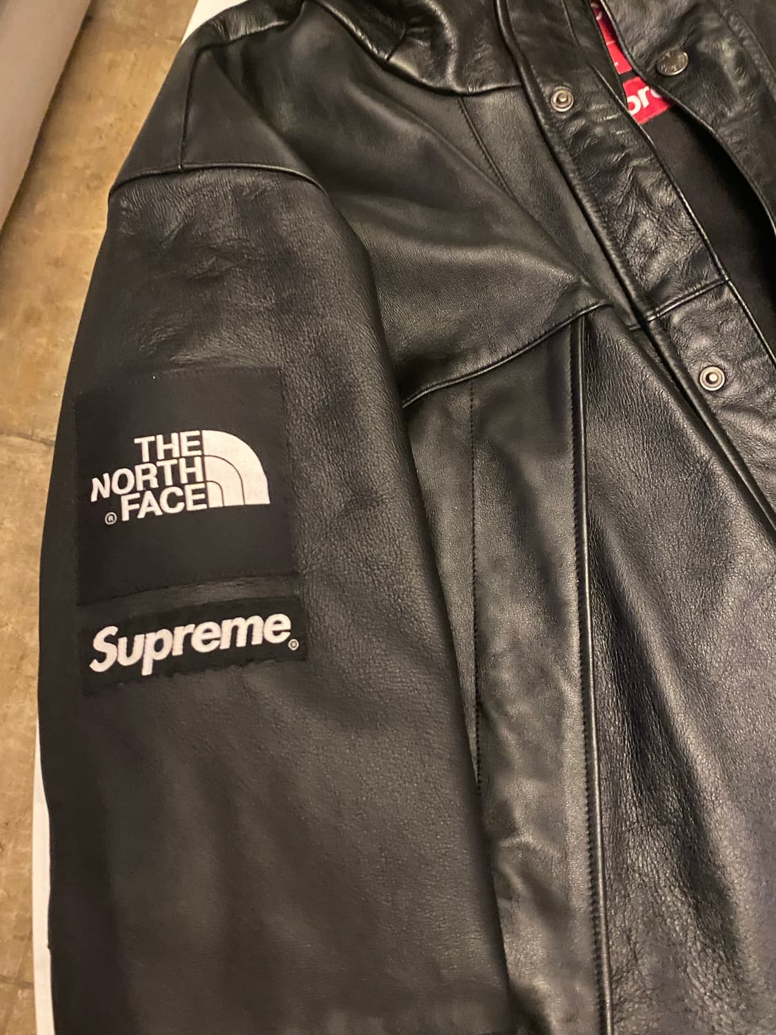 슈프림 × 더 노스페이스 리얼 레더 마운틴 하이엔드 자켓 M 블랙 상품이미지3