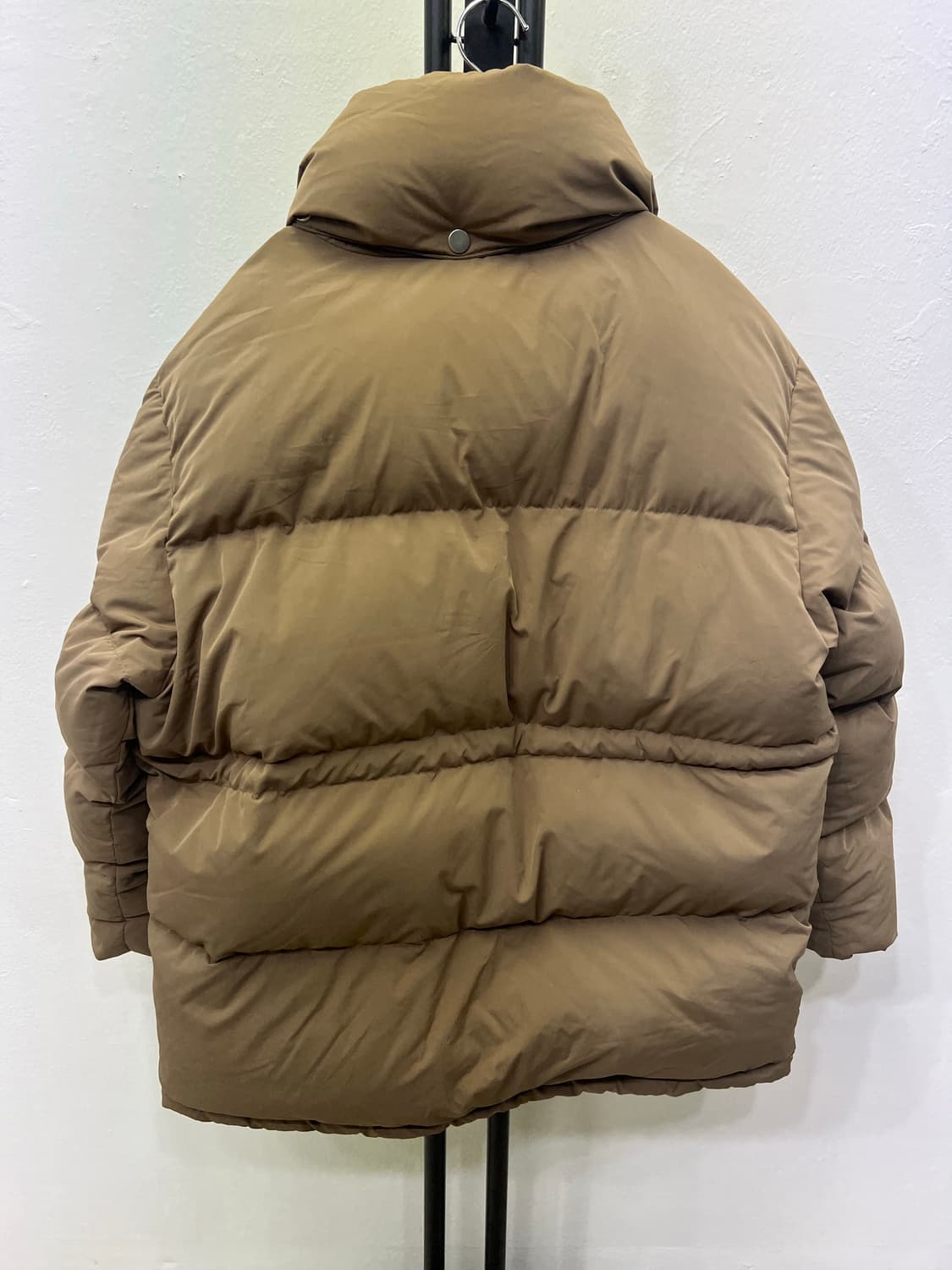 정품) 악셀아리가토 오버핏 푸퍼 패딩 브라운 S 상품이미지5