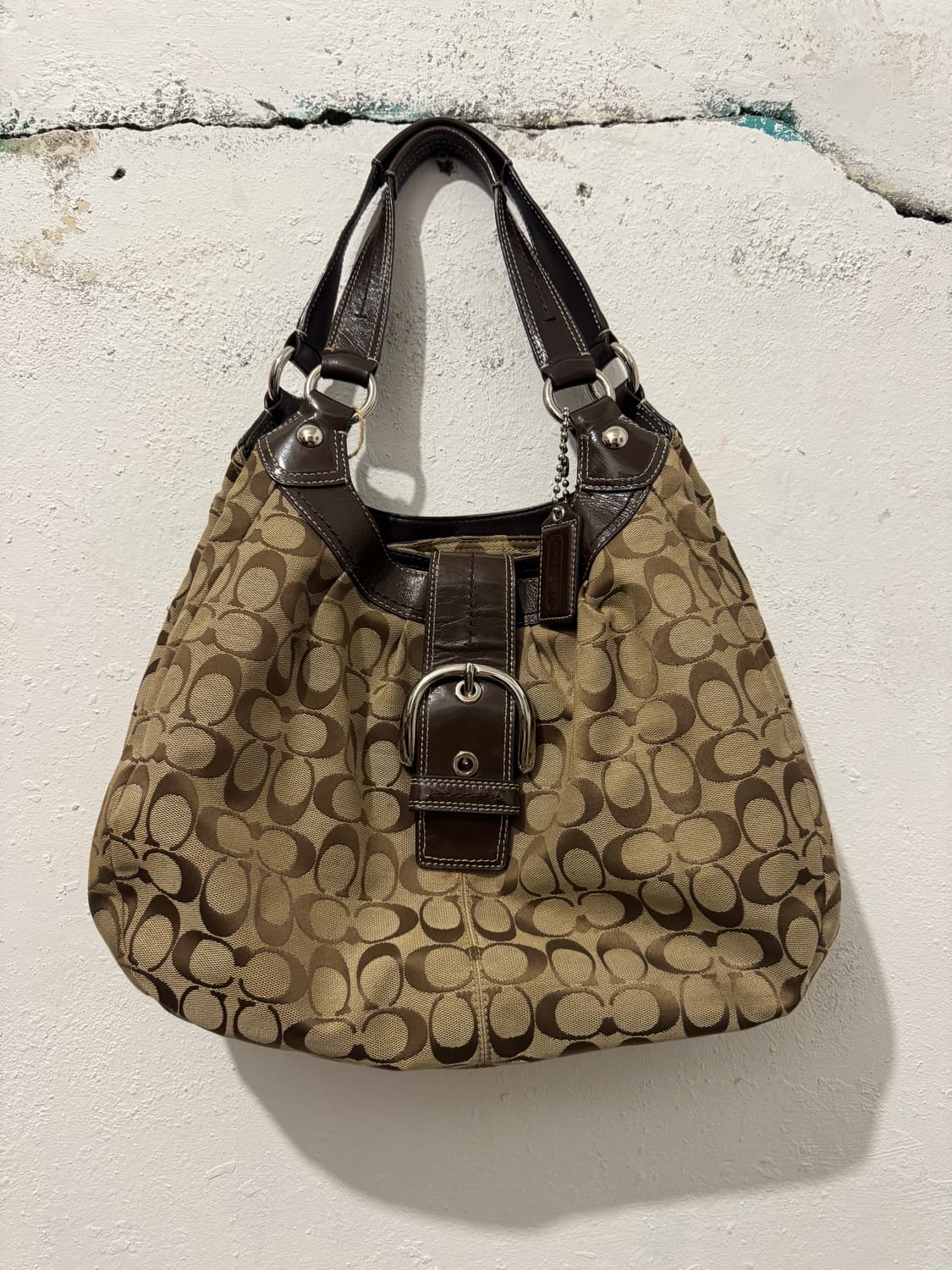 코치 숄더백 상품이미지1