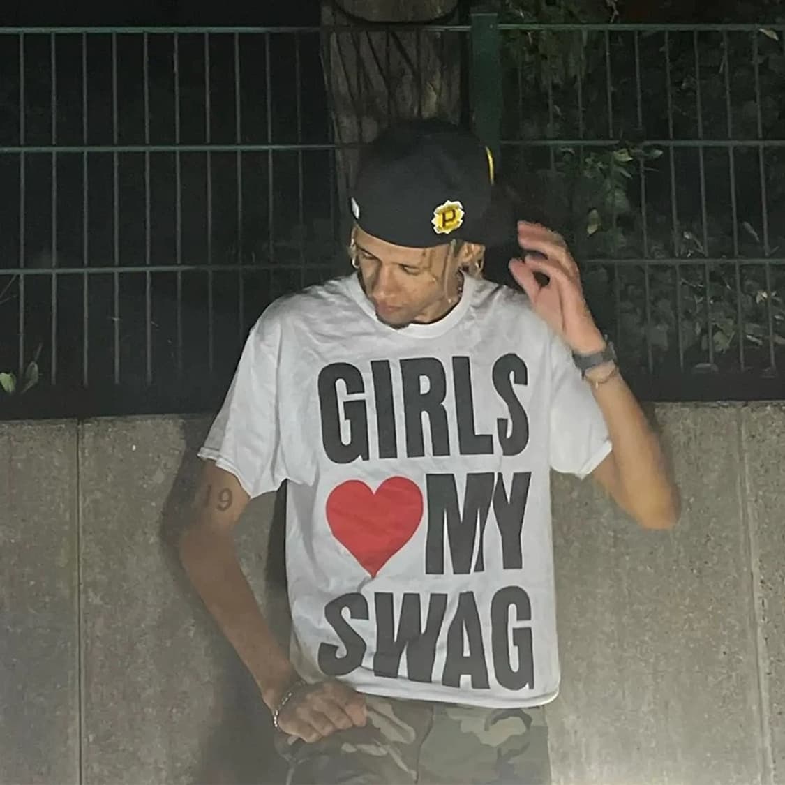 보이즈 러브 마이 스웨그 오버핏 반팔티 상품이미지3