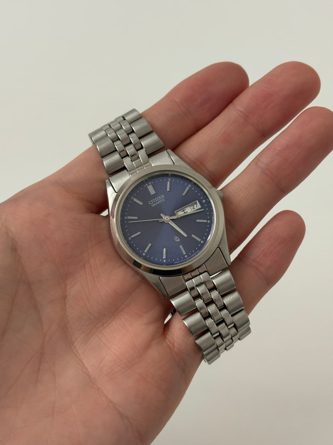 1980s CQ Purple Dial Silver Quartz 상품이미지1