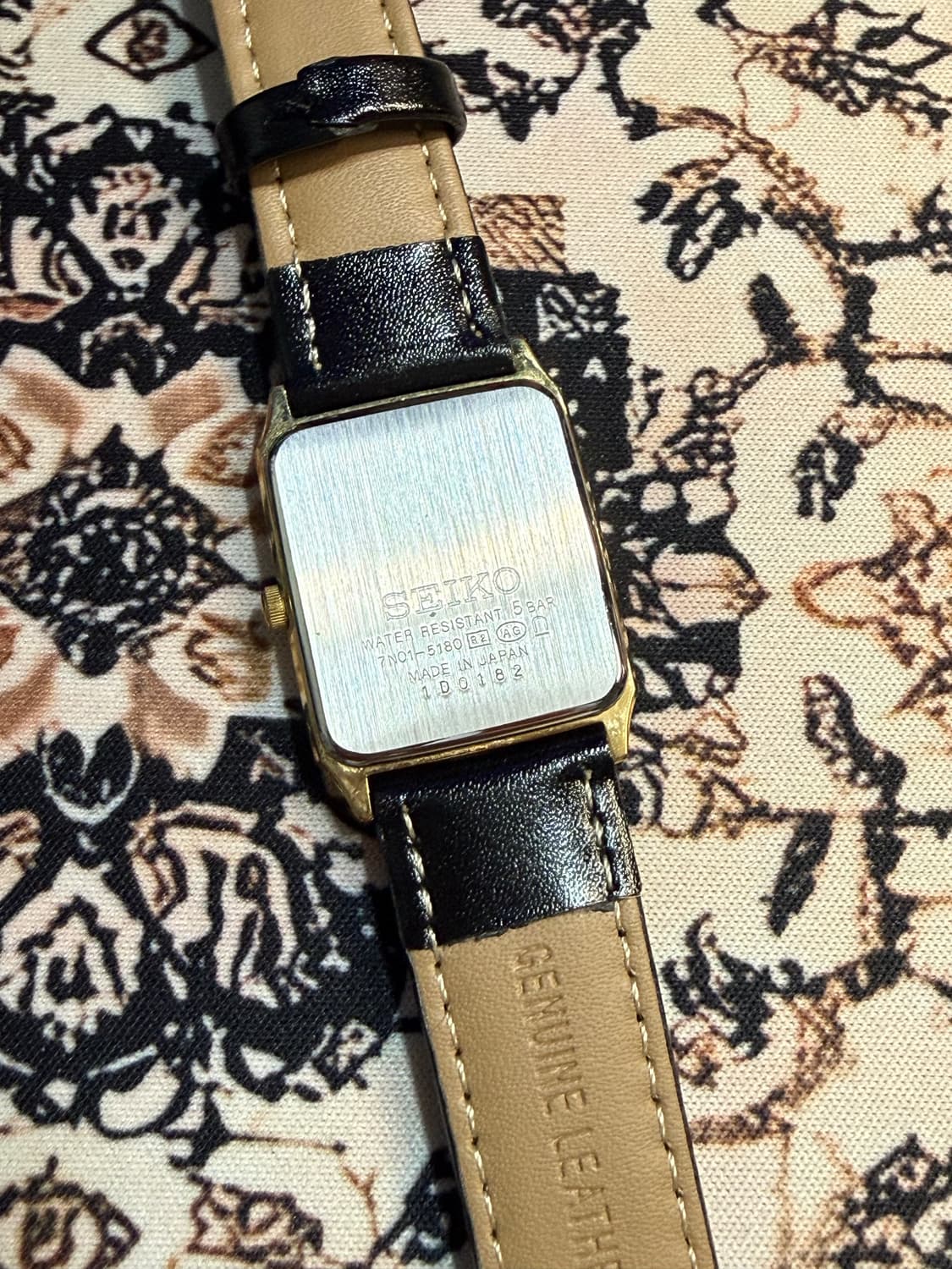 SEIKO 빈티지 쿼츠 시계 상품이미지3