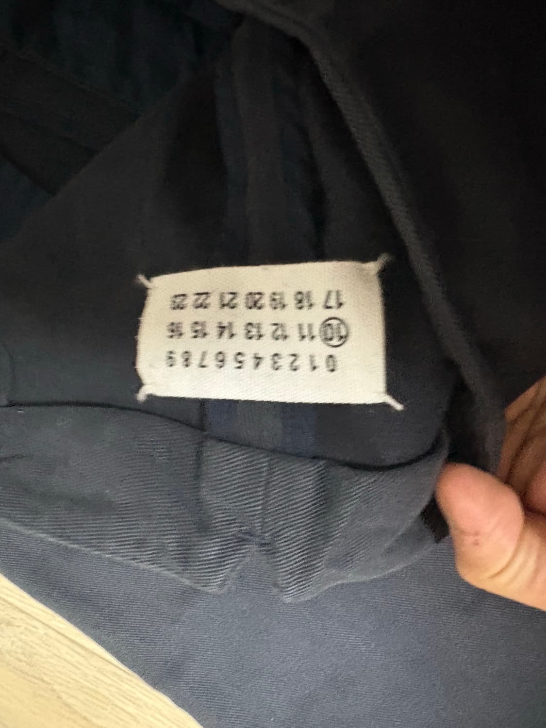 마르지엘라 맥퀸팬츠 판매합니다.  상품이미지3