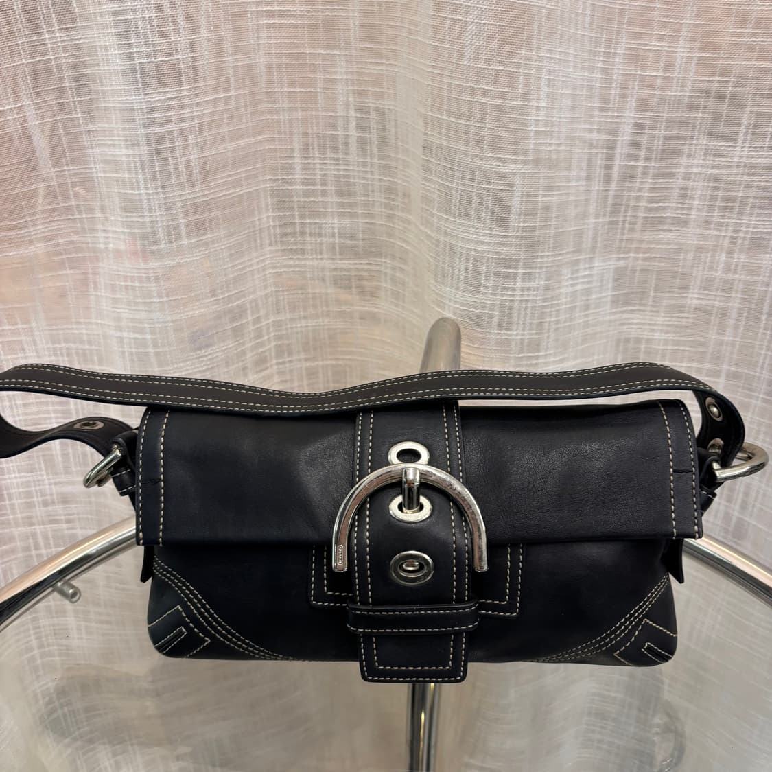 정품 코치 버클 숄더백     상품이미지2