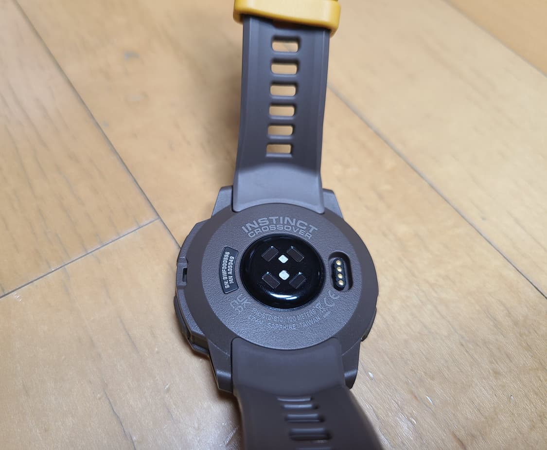 가민 인스팅트 크로스오버 아몰레드 풀박스 상품이미지10