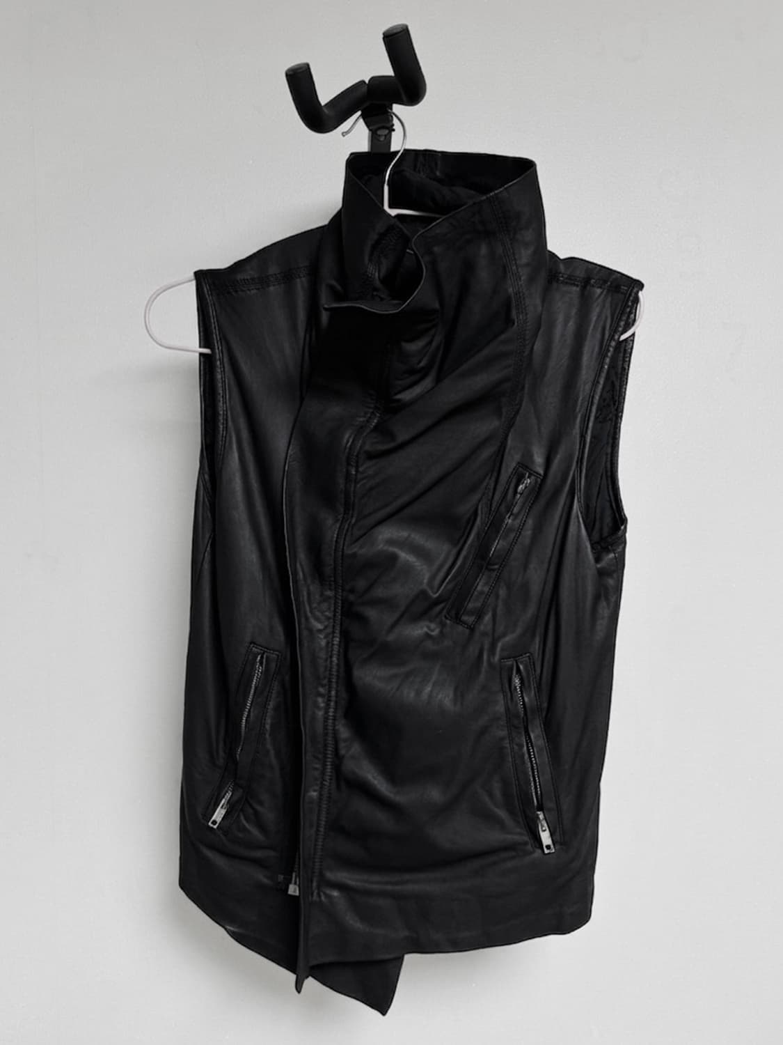 릭오웬스 램스킨 하이넥 레더 베스트 (국문택) 상품이미지1