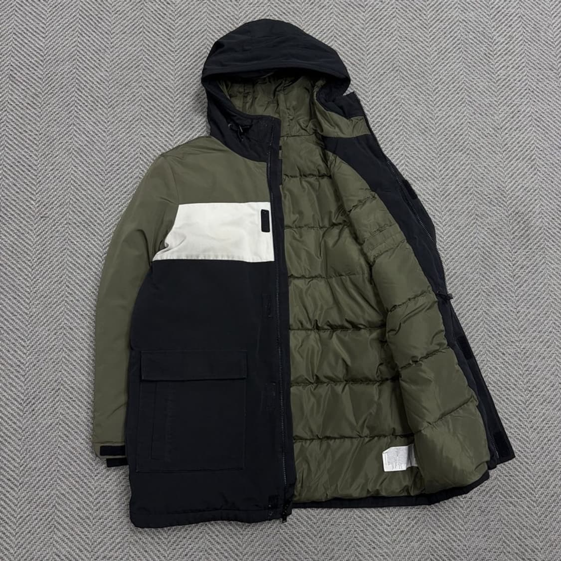 반스 배색 워크 패딩 v1680 상품이미지5