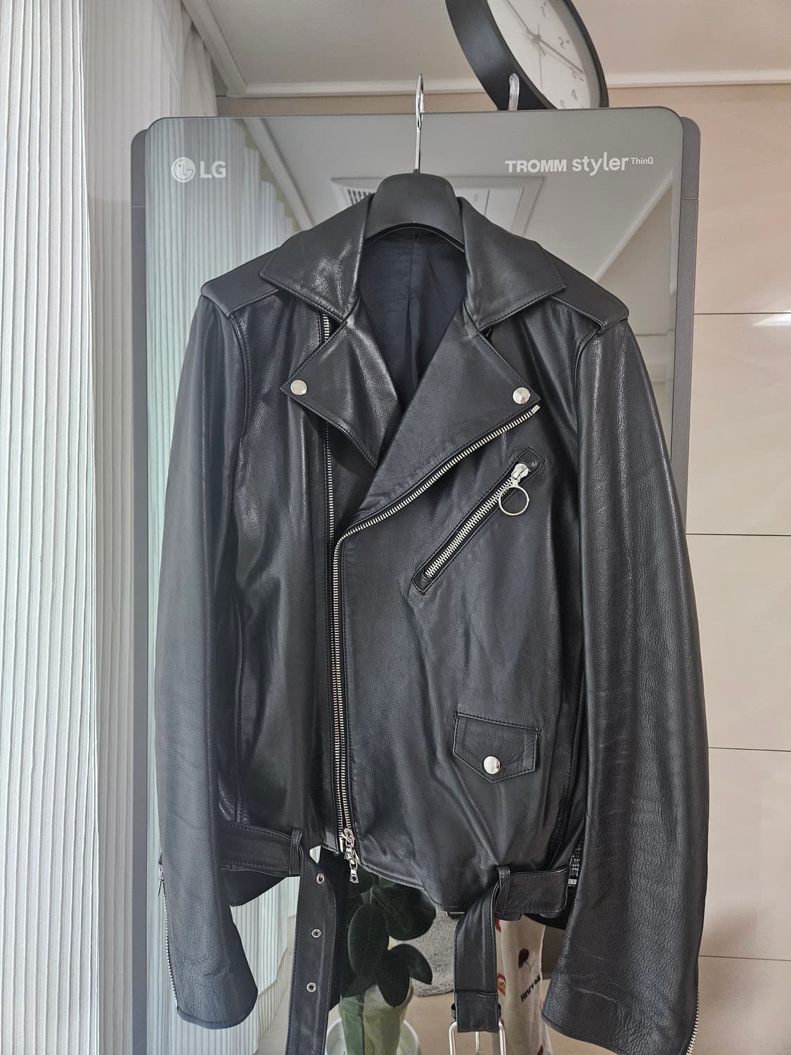 아크네 스튜디오 아라키 가죽자켓 48 상품이미지2