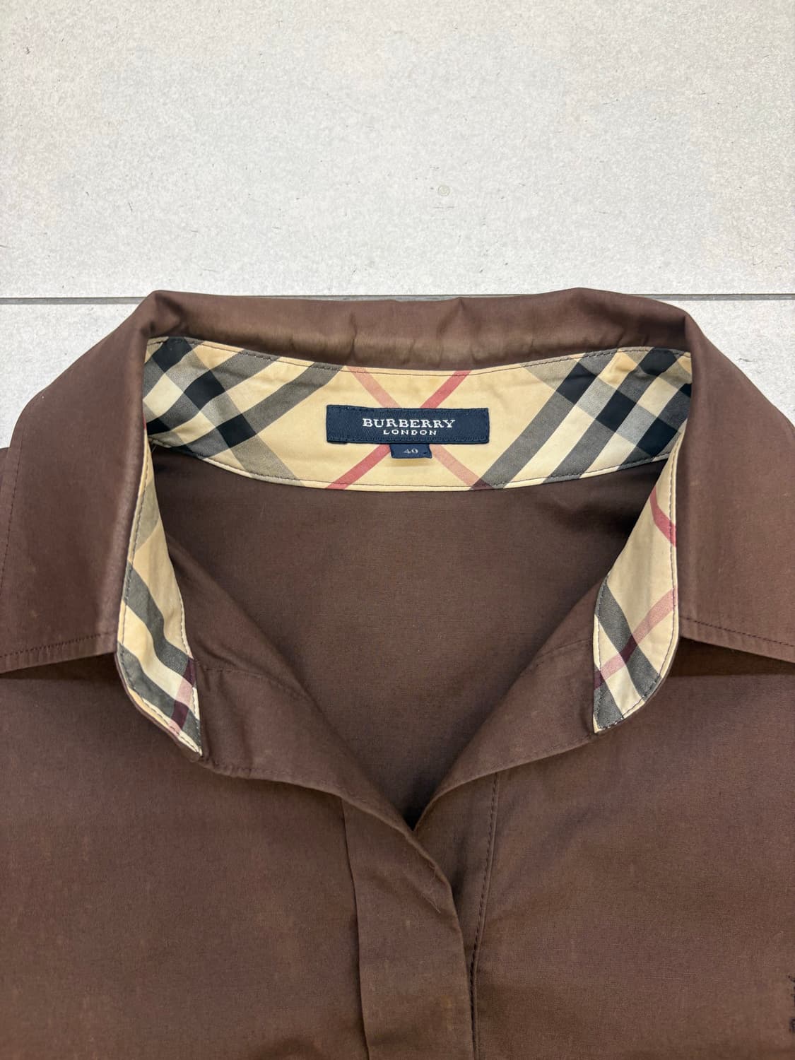 버버리 런던 노바체크 브라운 셔츠 상품이미지5