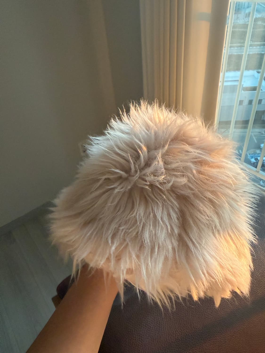 어썸니즈 퍼모자 상품이미지1