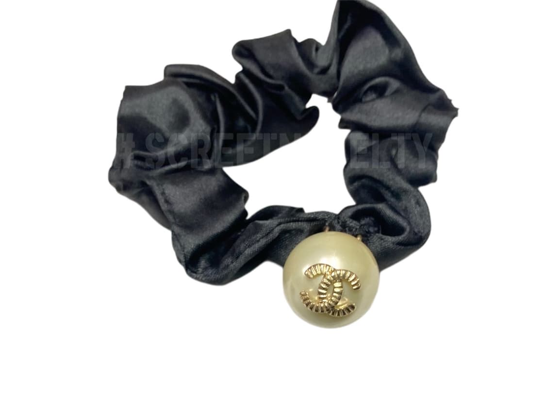 샤넬 진주 CC로고 헤어슈슈 상품이미지1