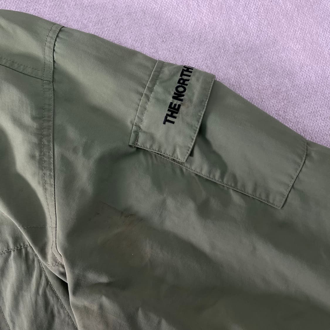 100 노스페이스 카키 사이드라인 바람막이 상품이미지5