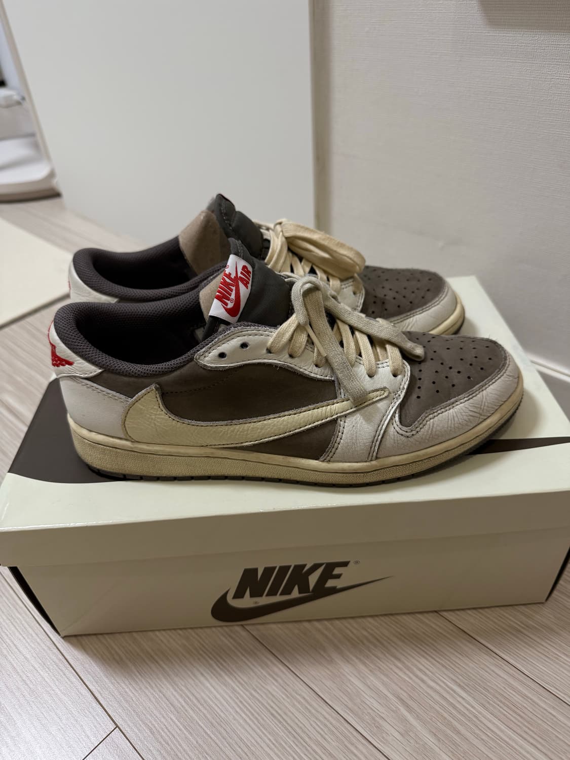 나이키 트래비스스캇 조던 리버스 모카 265 상품이미지1