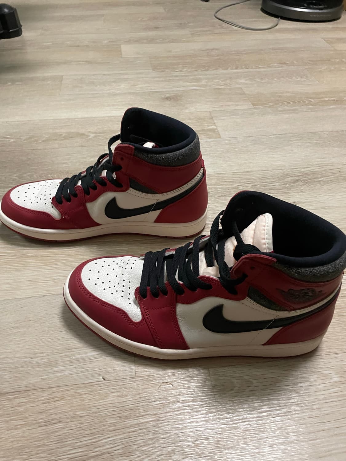 조던 1 레트로 하이 OG 시카고 2022 상품이미지2