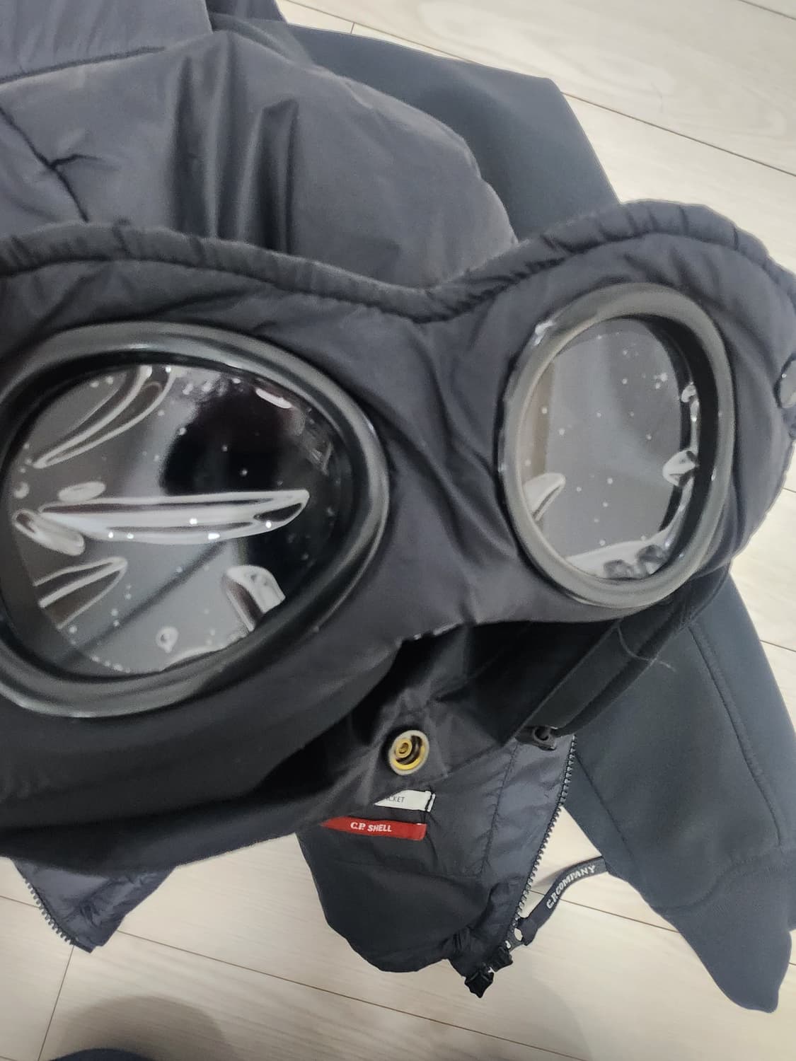 CP컴퍼니 쉘 고글 자켓 상품이미지8