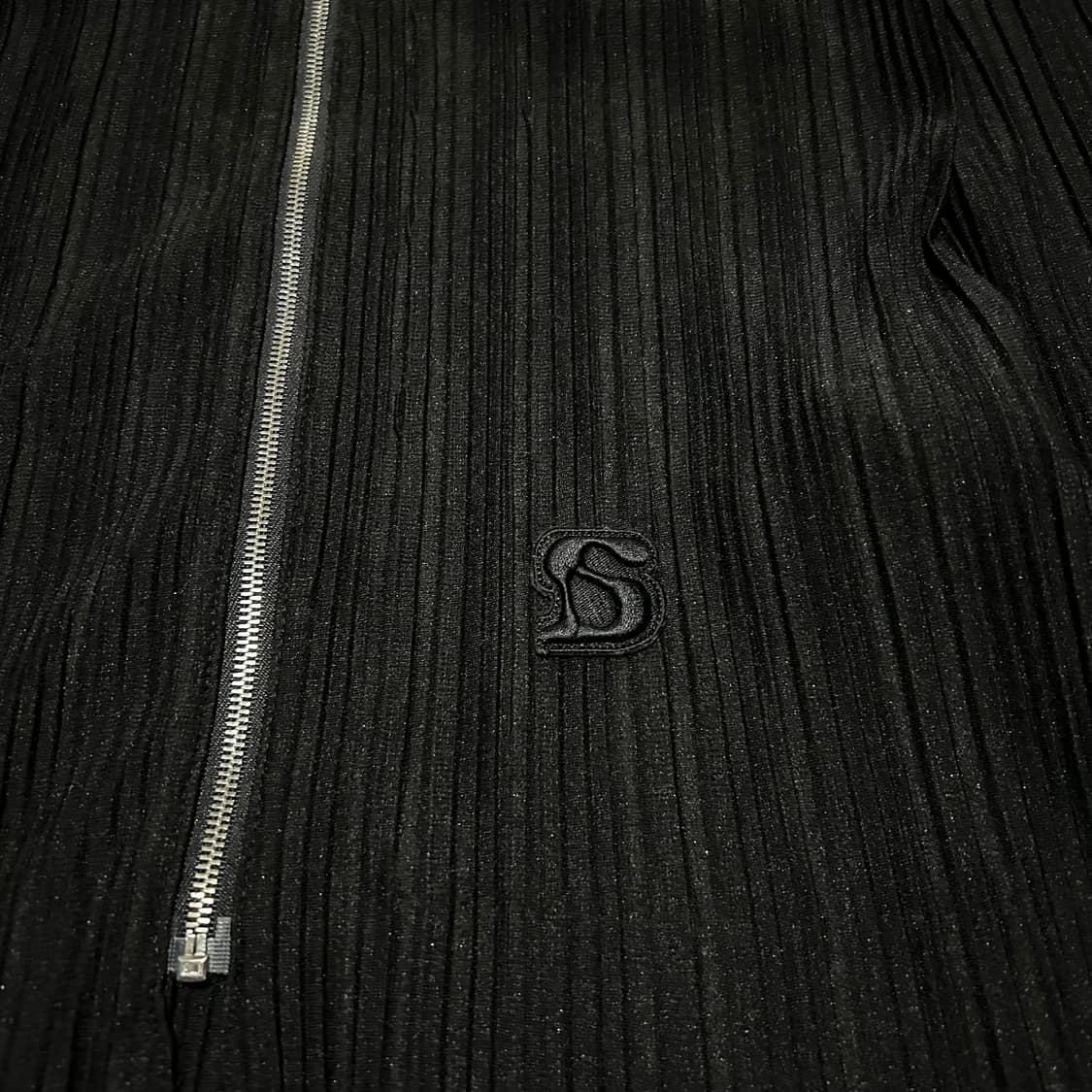 인사일런스(Insilence) 플리츠 집업 자켓 상품이미지5