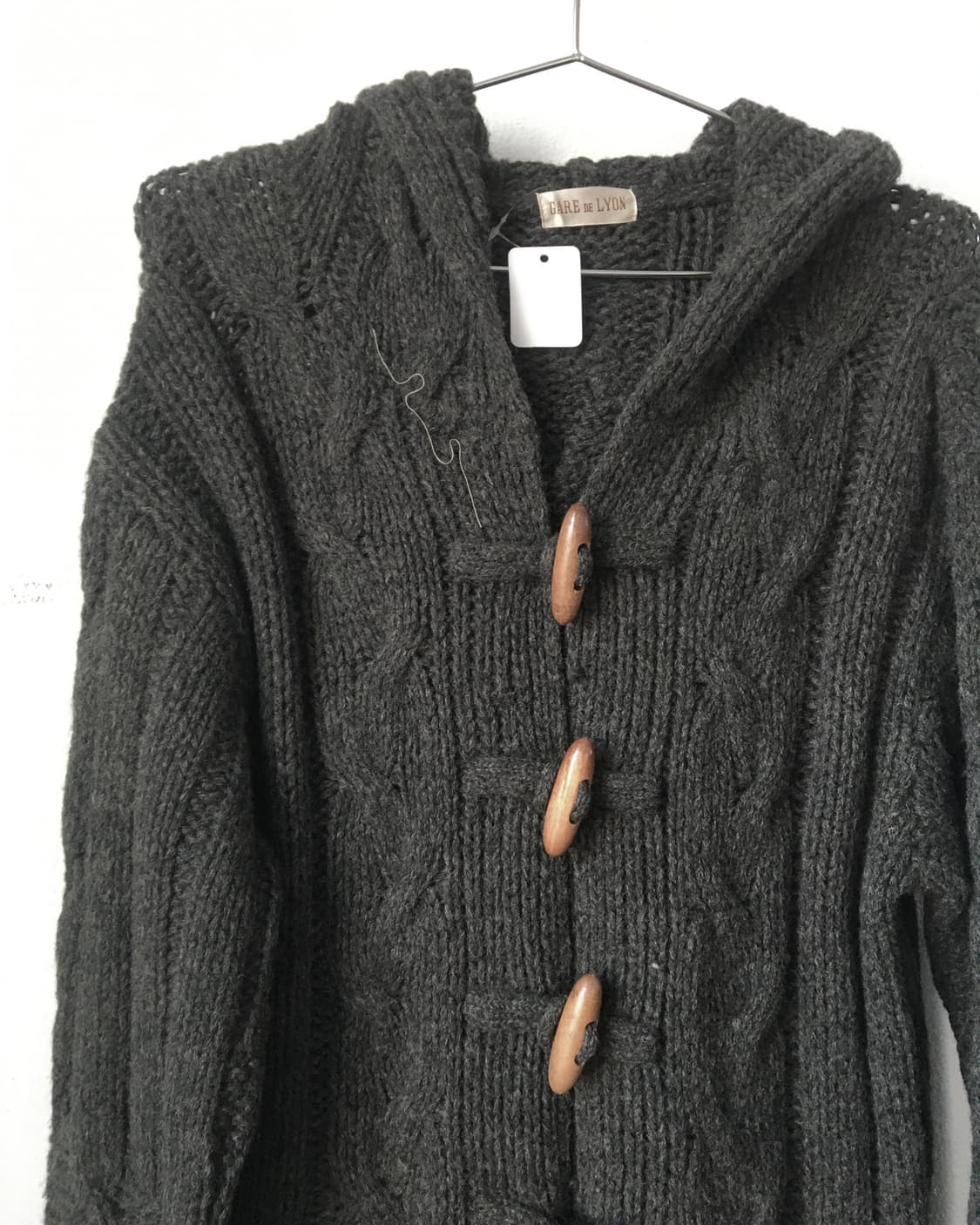 Duffle button cable pattern hood cardiga 상품이미지3