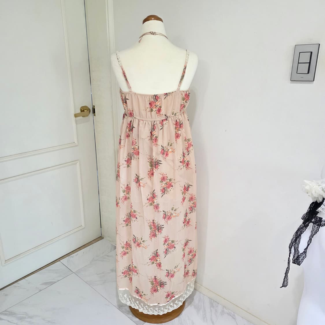 레트로문) 비긴어게인 베이지 로즈 레이스 롱원피스 상품이미지5