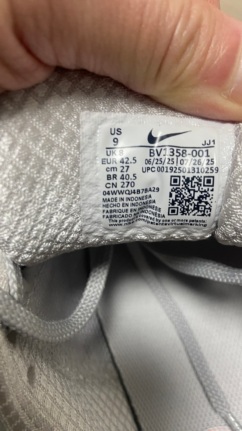 나이키 줌 보메로5 바스트그레이270 상품이미지4
