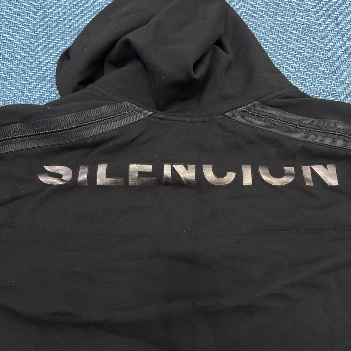 [2] 실렌시온 후드티 상품이미지2