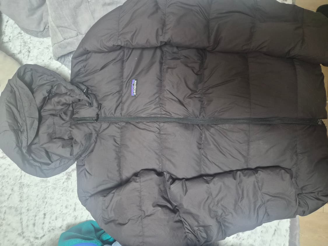 파타고니아 사일런트다운 패딩 상품이미지2