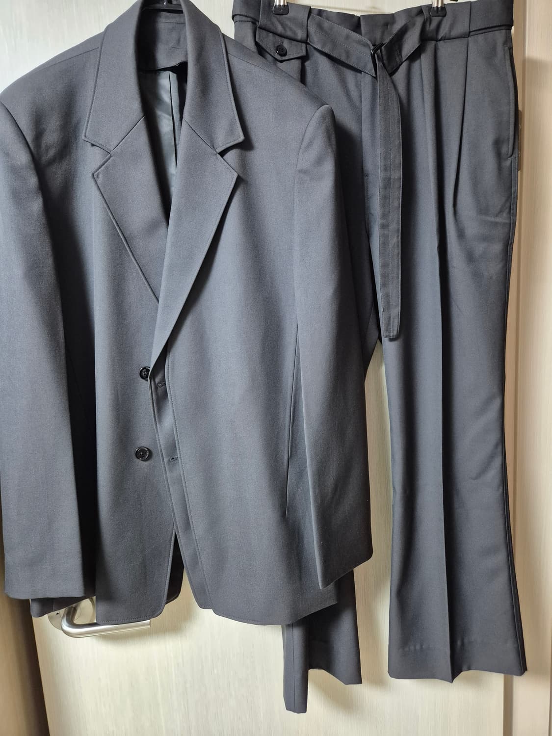 인사일런스 KKST 디테쳐블 울 블레이저 셋업 라지 상품이미지4