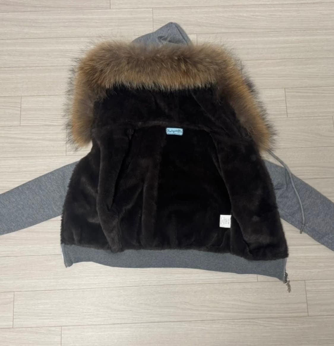 페일제이드 울프죠 차콜 크롭 후드집업 상품이미지7