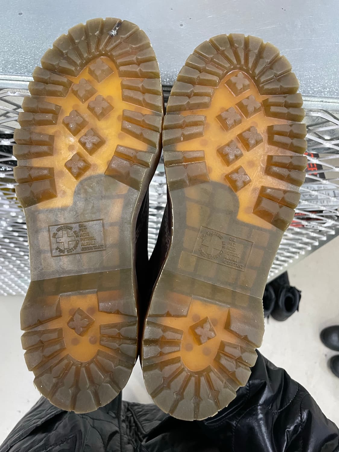 닥터마틴 8287 레더 부츠 브라운 uk10 (gr-4147) 상품이미지6