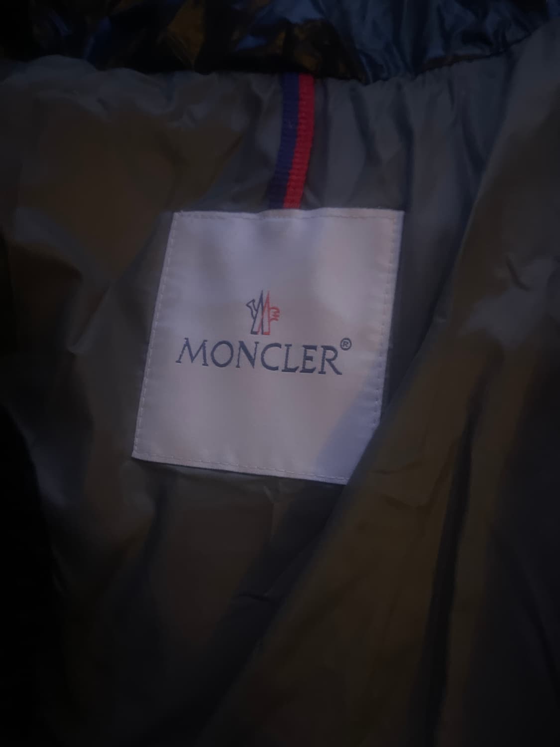 몽클레어 마야 패딩 판매합니다 L사이즈 상품이미지5