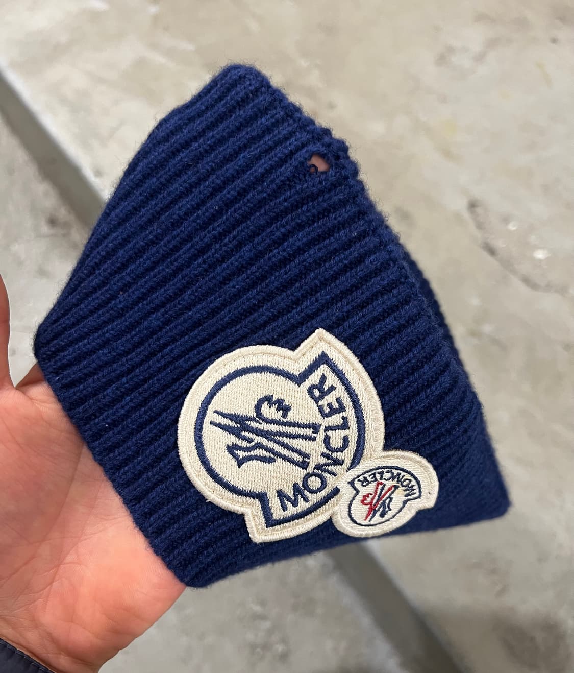 몽클레르 더블로고 패치 캐시미어 비니 상품이미지5