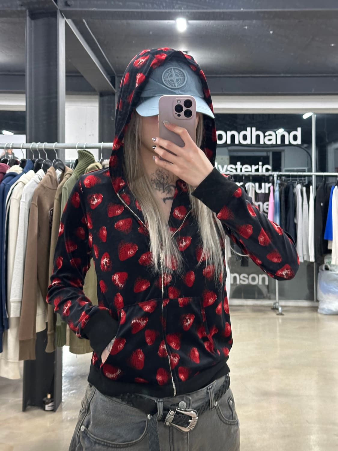 히스테릭 글래머 스컬베리 해골 딸기 벨벳 후드집업 상품이미지1