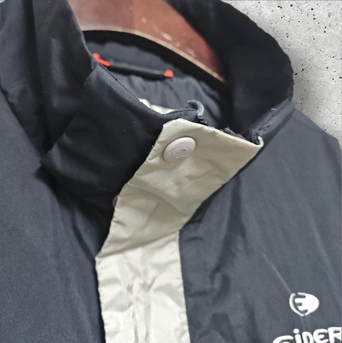 아이더 매튼 디펜더 바람막이 자켓 (110/2XL) 상품이미지3